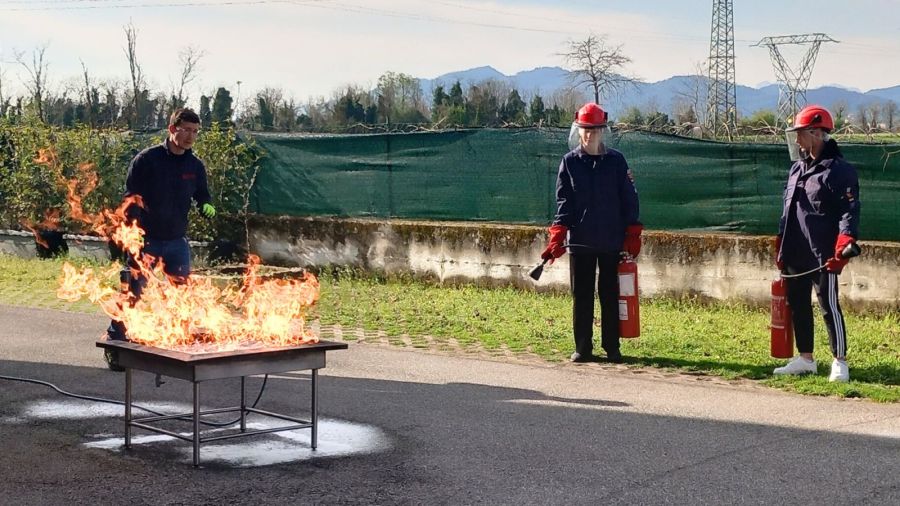 Corso di aggiornamento antincendio: formazione pratica sul campo